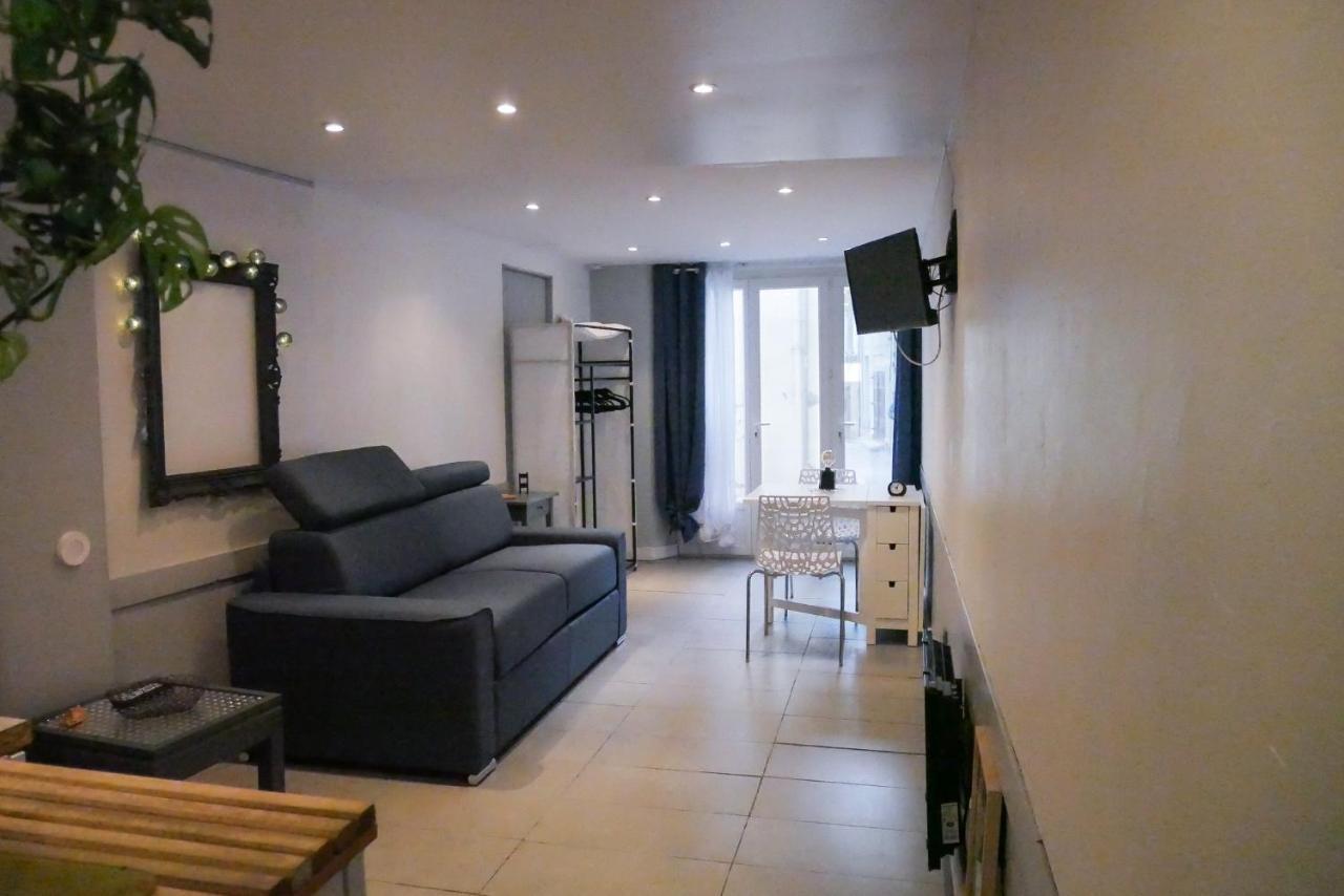 Le Studio - La Roquebrussanne Appartement Buitenkant foto