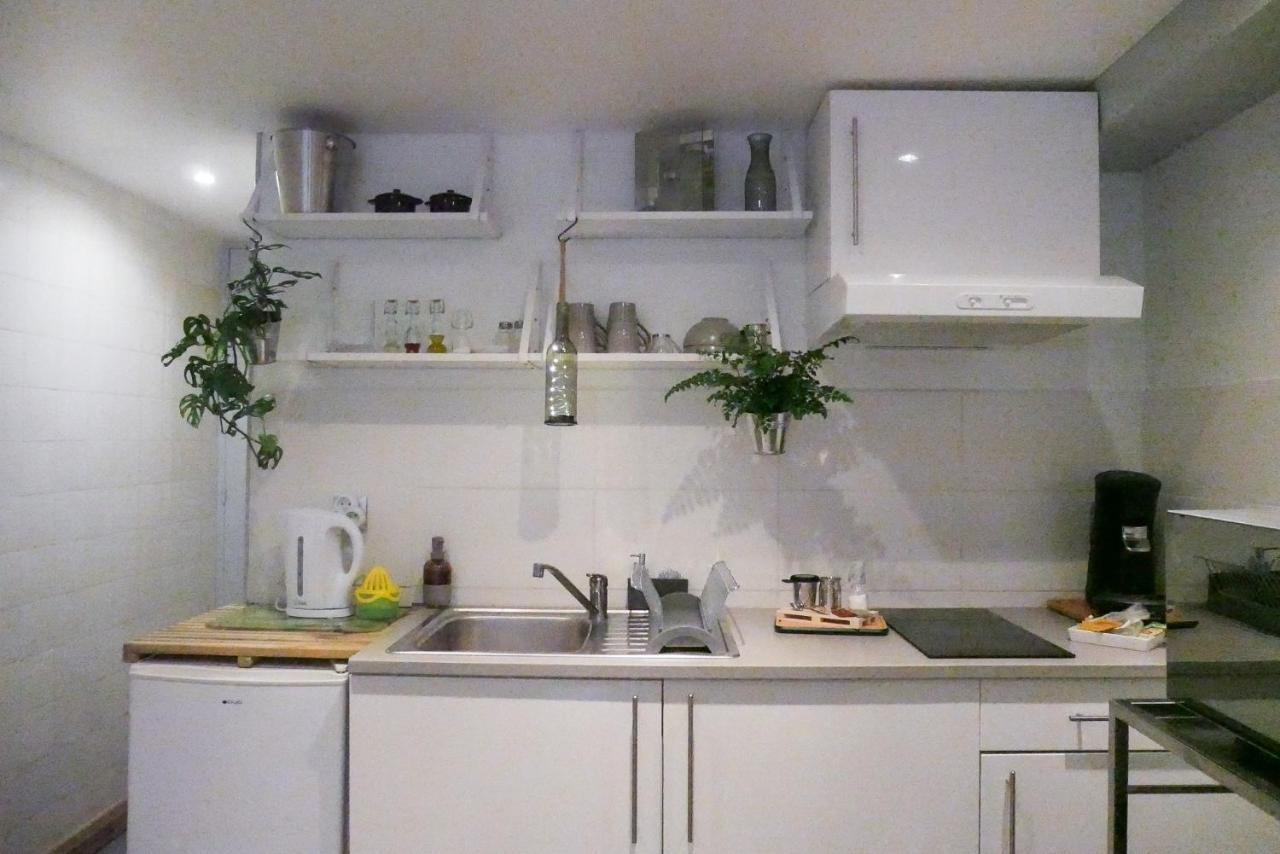 Le Studio - La Roquebrussanne Appartement Buitenkant foto