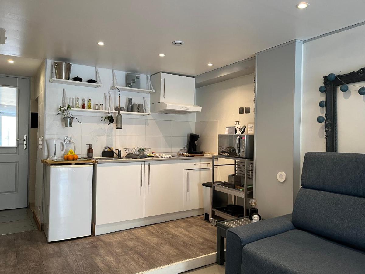 Le Studio - La Roquebrussanne Appartement Buitenkant foto